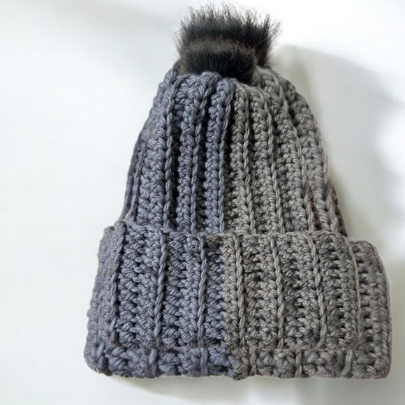 Gray Faux Fur Pom Beanie - OS - Picture 5 of 6